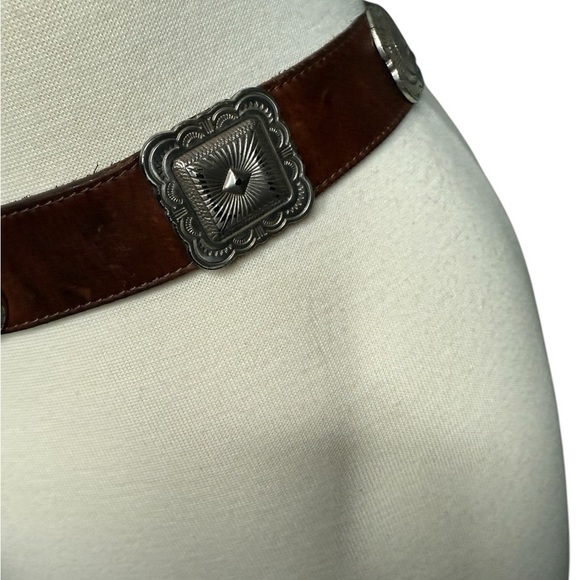 Vintage Leather Cowboy Concho Style 1992 Brown Belt - Picture 5 of 10